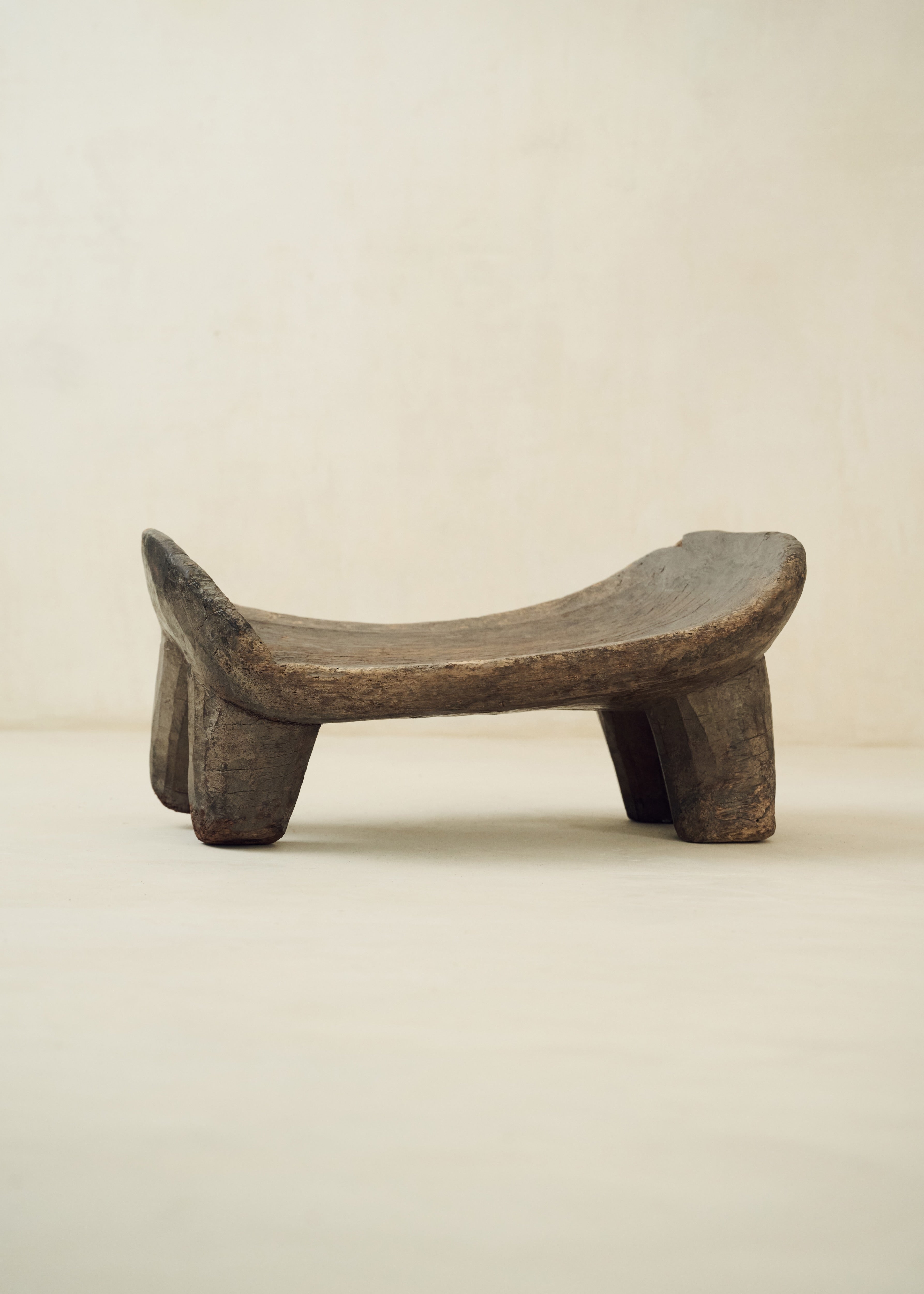Lobi Stool